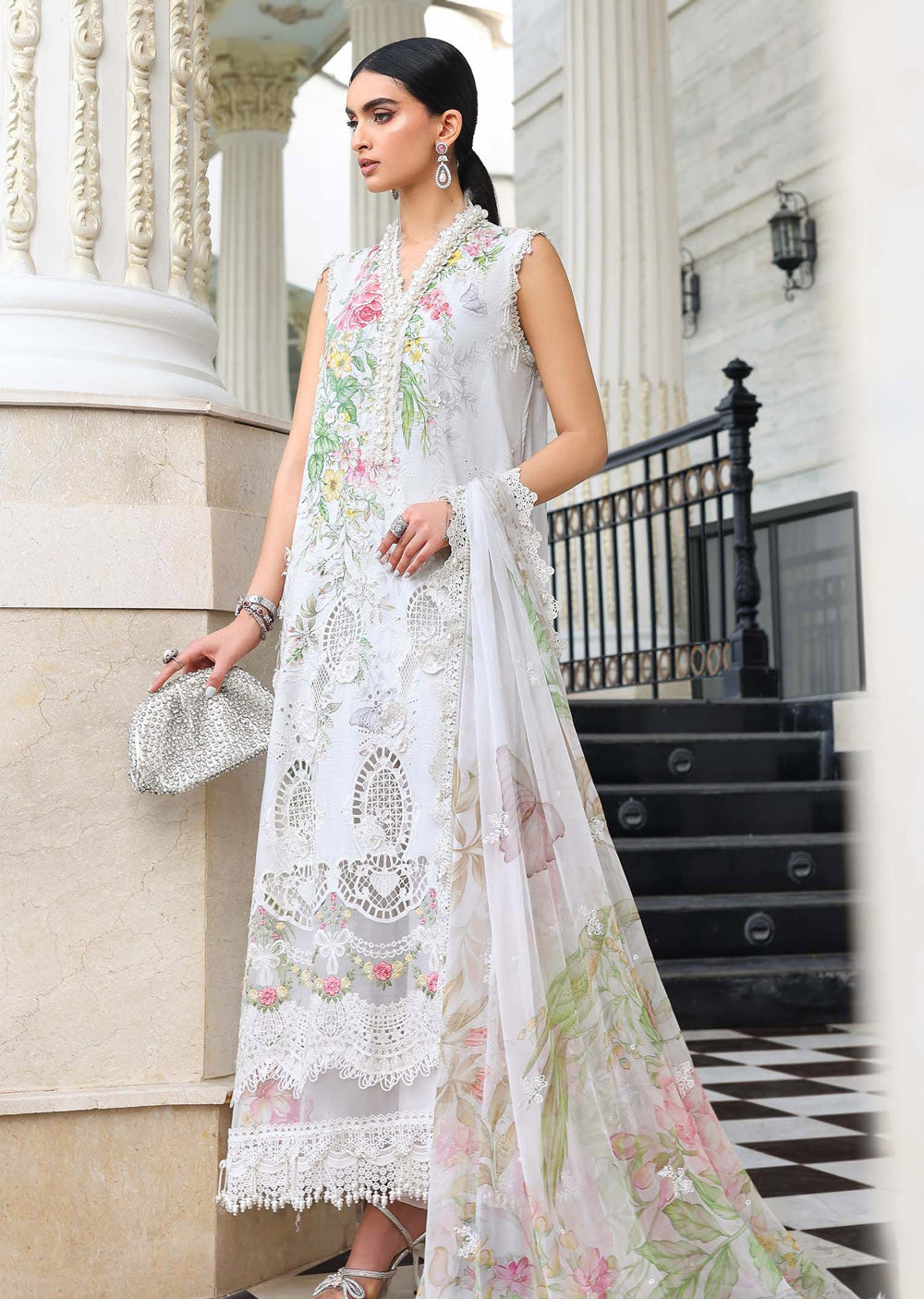 Maria db 3 – Ivory Floral Embroidered 3-Piece Suit
